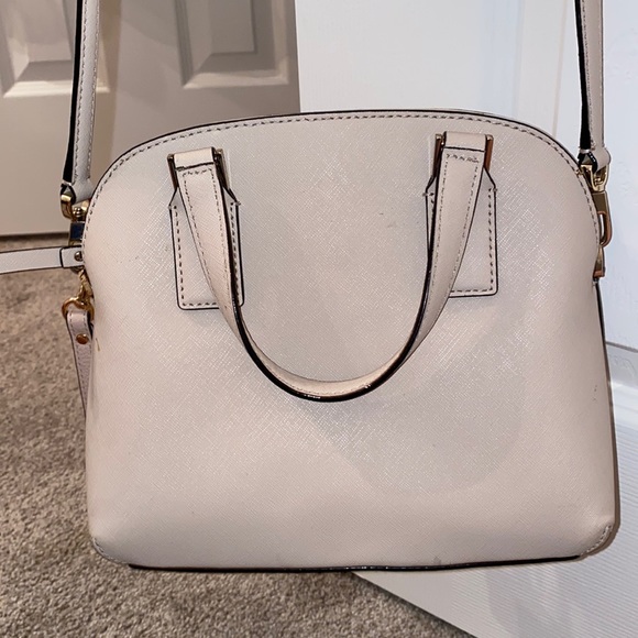 Kate Spade Cameron Street Lottie purse. - Picture 2 of 7